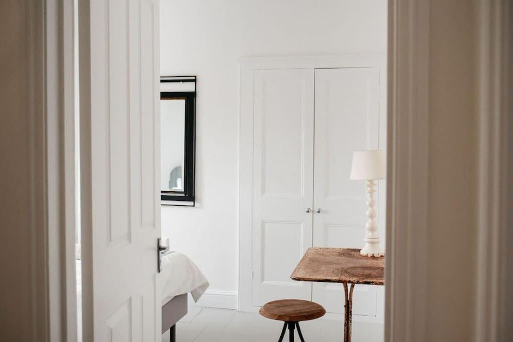 3 Bedroom House In Kew Gardens Richmond  Zewnętrze zdjęcie